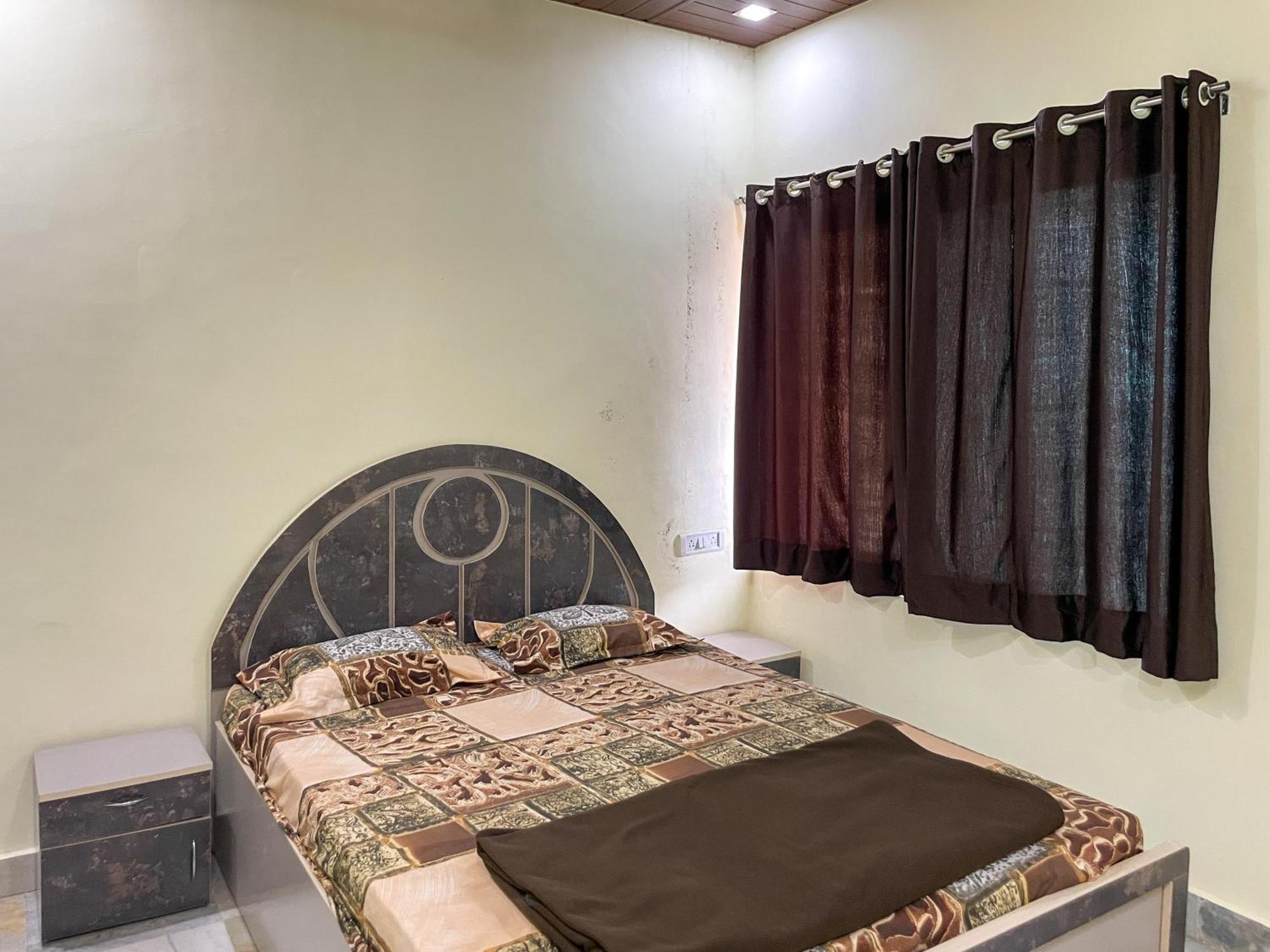 Zars Villa, Лонавла Екстер'єр фото