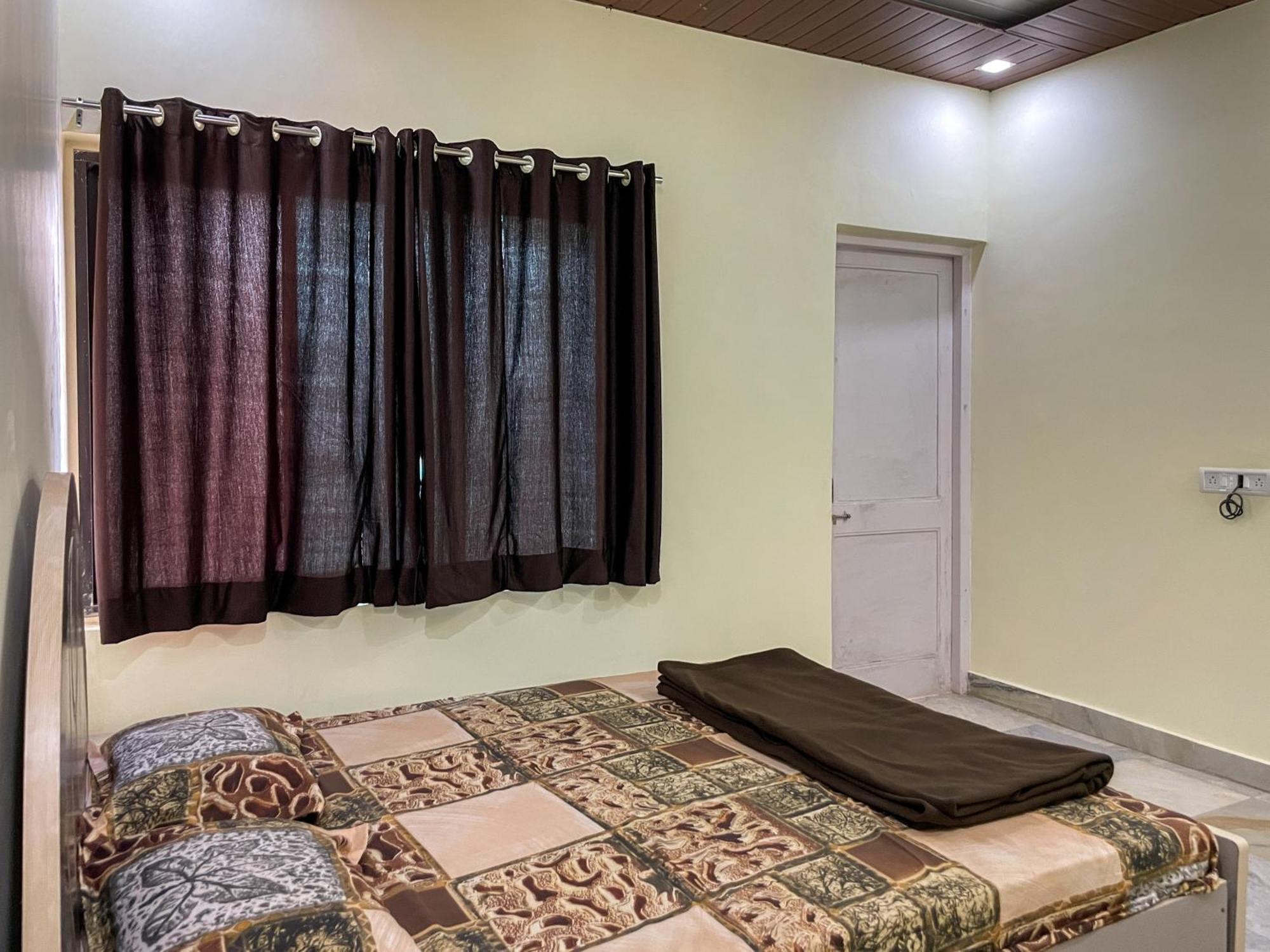 Zars Villa, Лонавла Екстер'єр фото